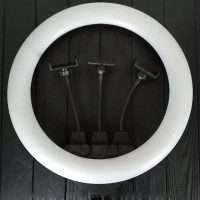  Кільцева LED лампа ZB-F348 1 діаметром 45 см зі штативом і пультом і трьома власниками