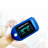 Пульсометр - оксиметр на палец с датчиком SpO2 и OLED экраном беспроводной