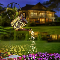 Садовый светильник на солнечной батарее "Лейка"